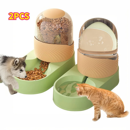 2‑in‑1 automatic feeder with water dispenser.