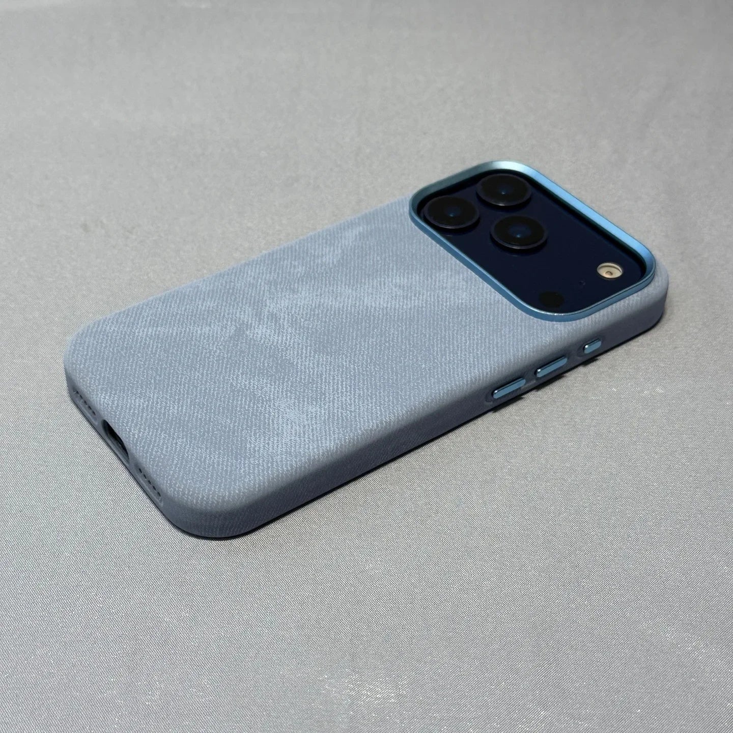 Built-in Magnetic Luxury Leather Phone Case for iPhone