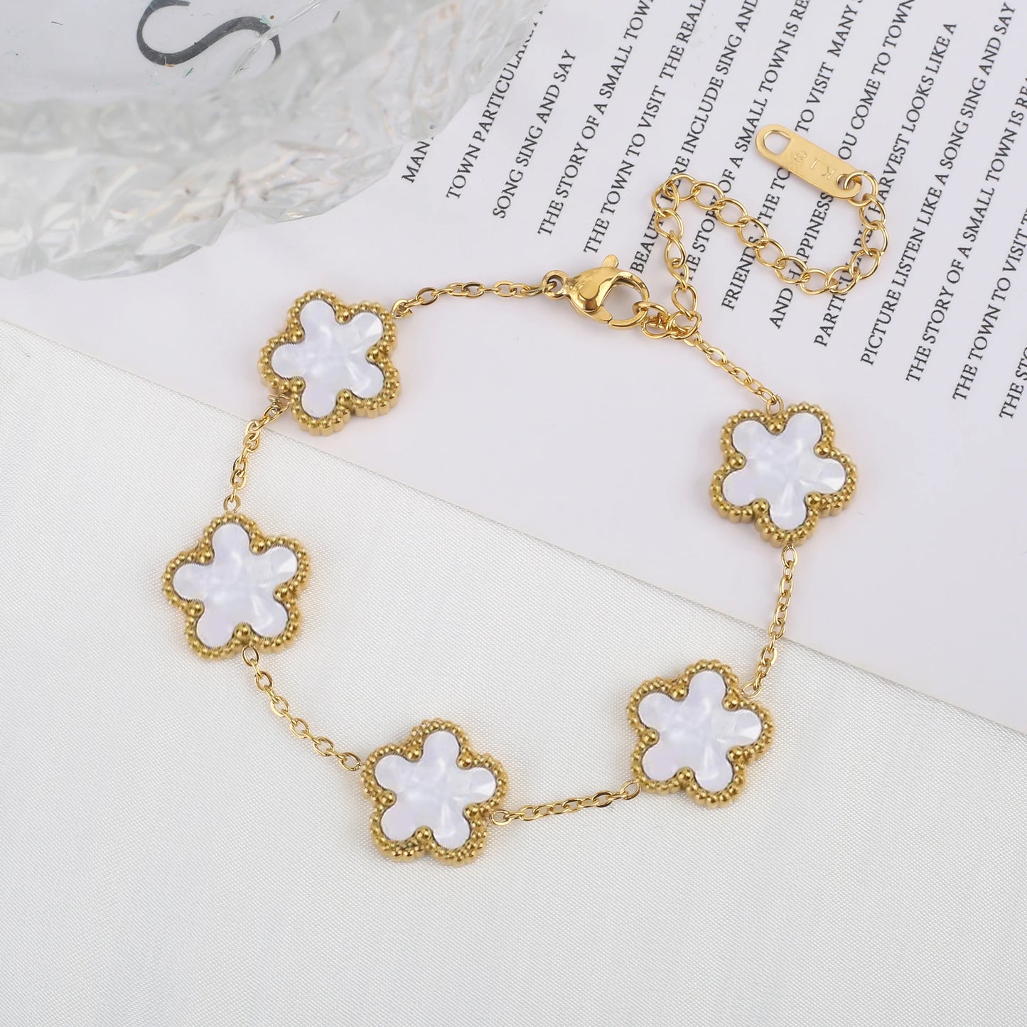 Classic Luxury Stainless Steel Clover Bracelet Adjustable Five-Leaf Flower Bangle Fashion Party Jewelry Gifts for Women